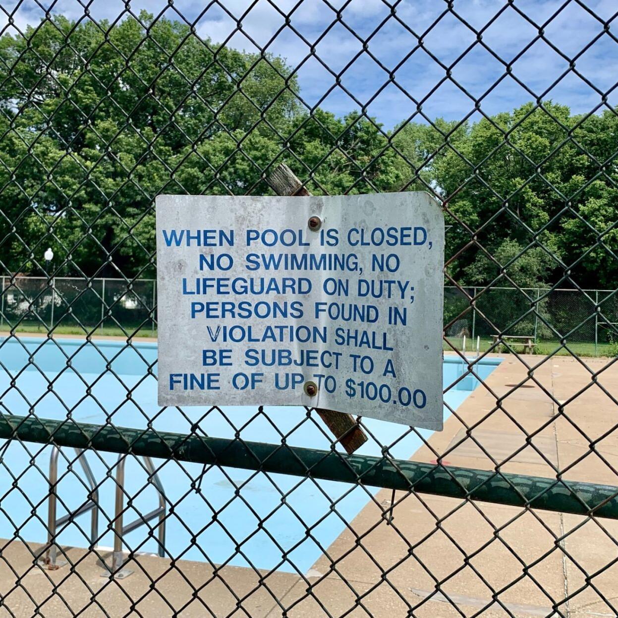 Algonquin Pool signage